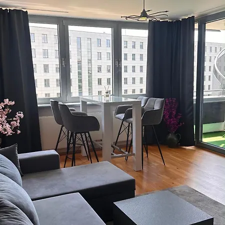 Elegant 1-room With Balcony In A Prime Location Düsseldorf