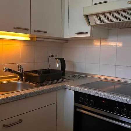 Apartamento Elegant 1-room With Balcony In A Prime Location